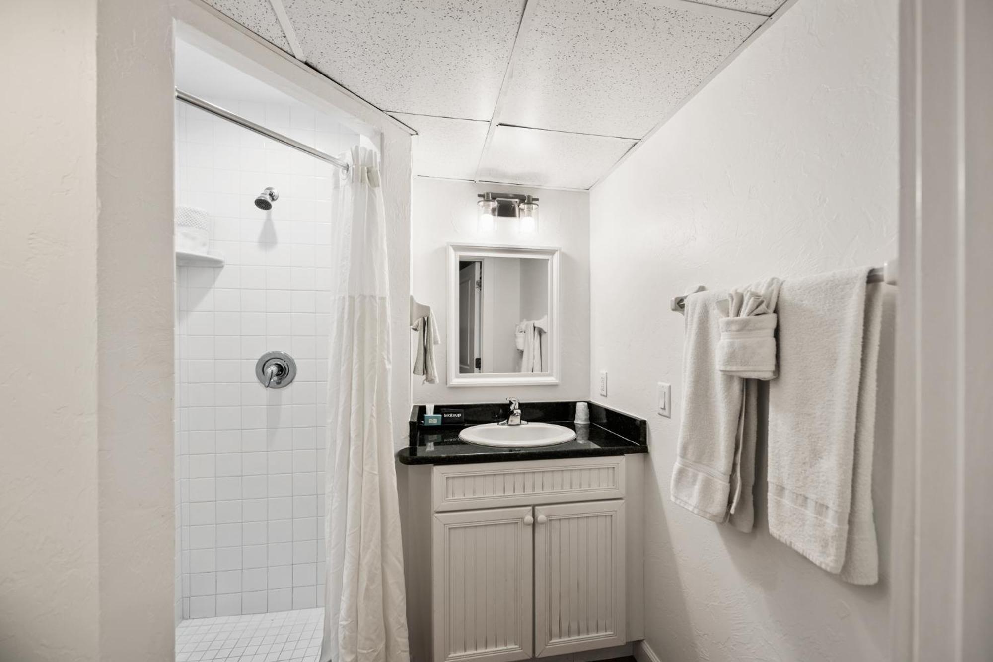 Tropic Isle At Anna Maria Island Inn Bradenton Beach Ngoại thất bức ảnh