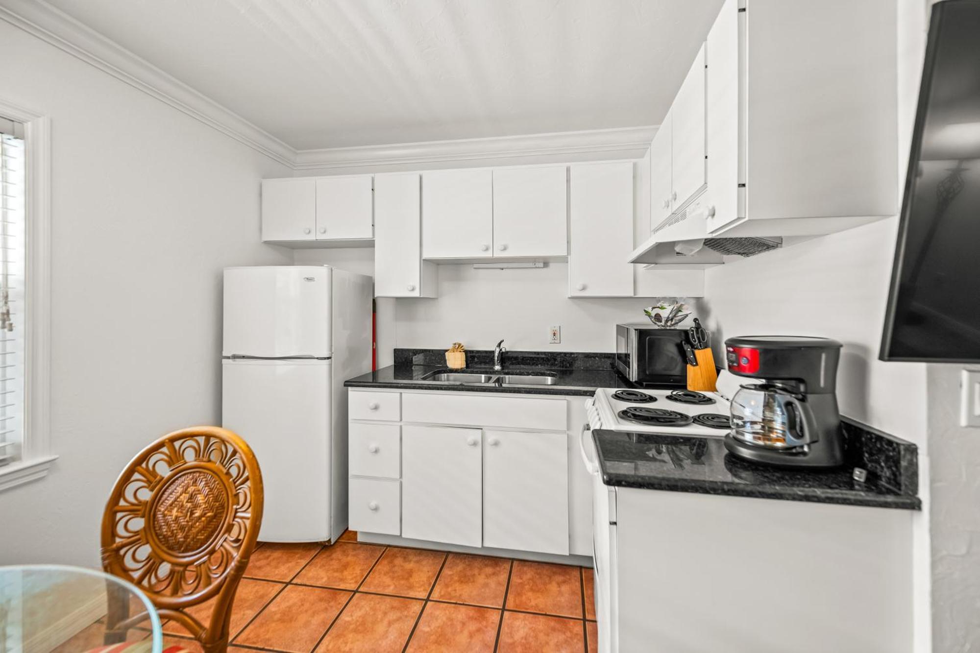 Tropic Isle At Anna Maria Island Inn Bradenton Beach Ngoại thất bức ảnh