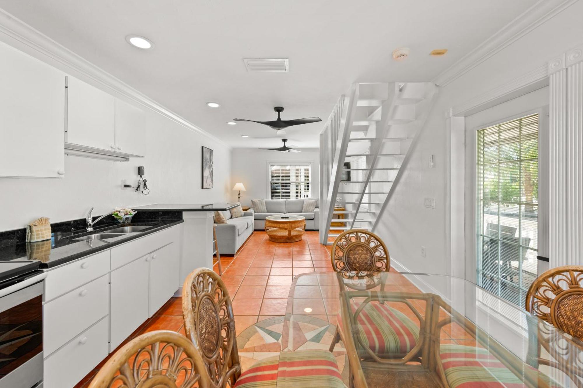 Tropic Isle At Anna Maria Island Inn Bradenton Beach Ngoại thất bức ảnh
