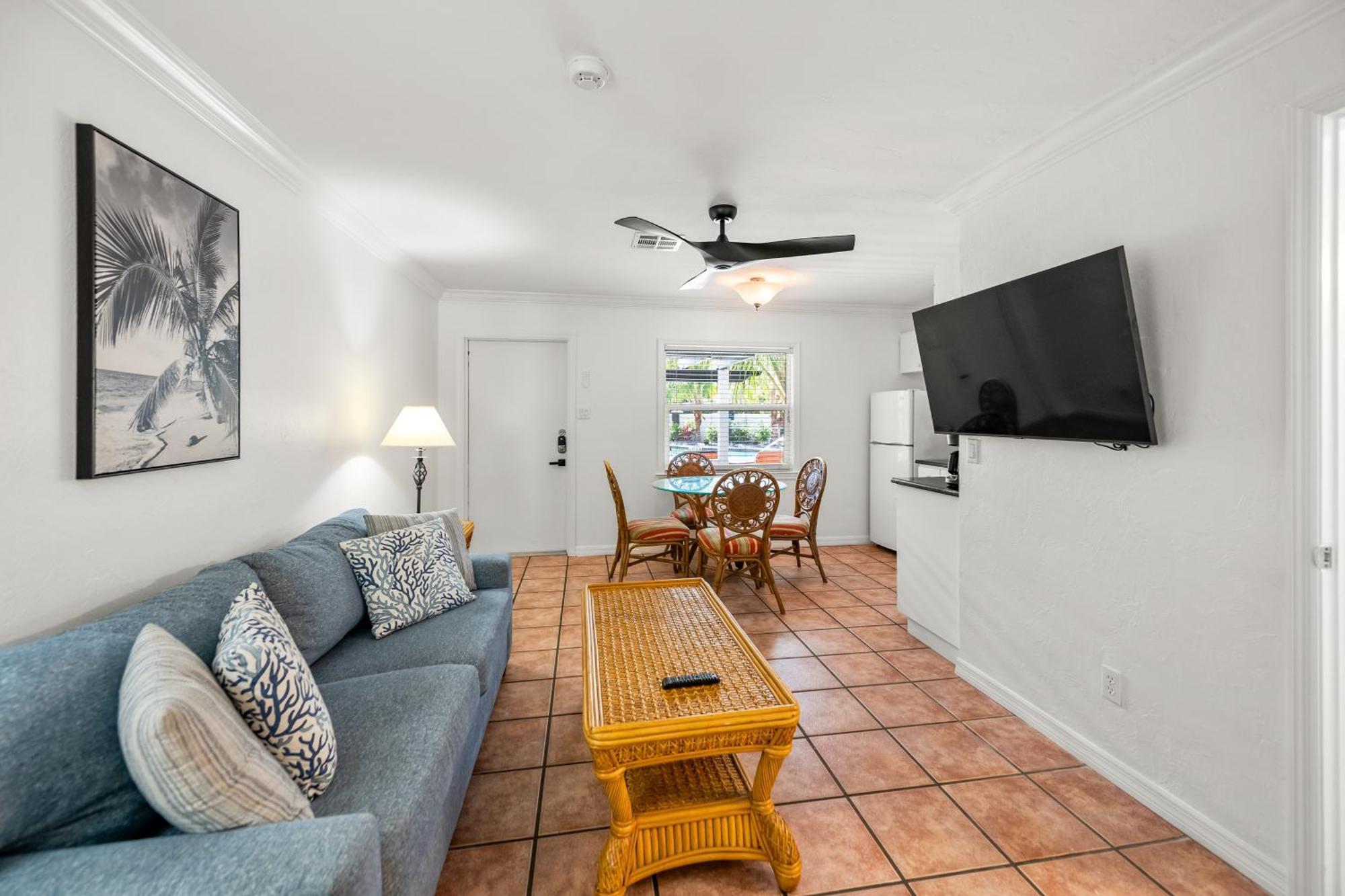 Tropic Isle At Anna Maria Island Inn Bradenton Beach Ngoại thất bức ảnh
